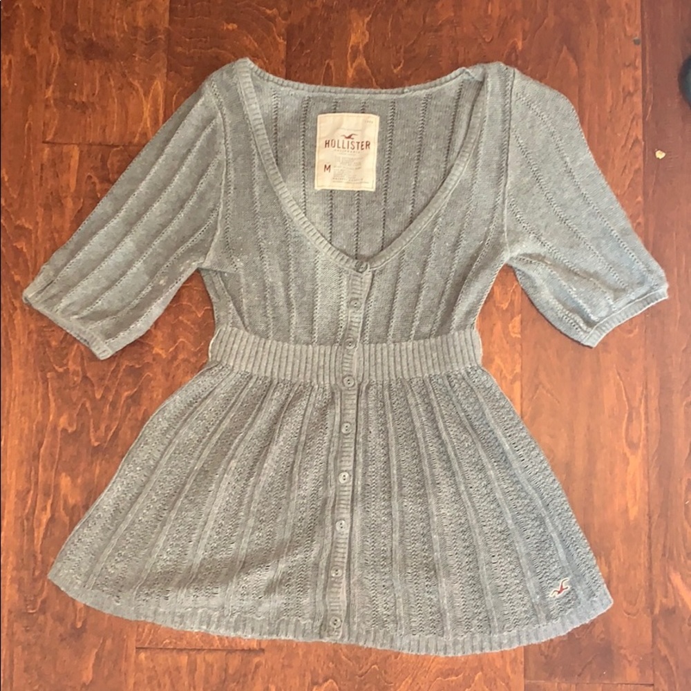 Knitted gray Hollister bottom down top